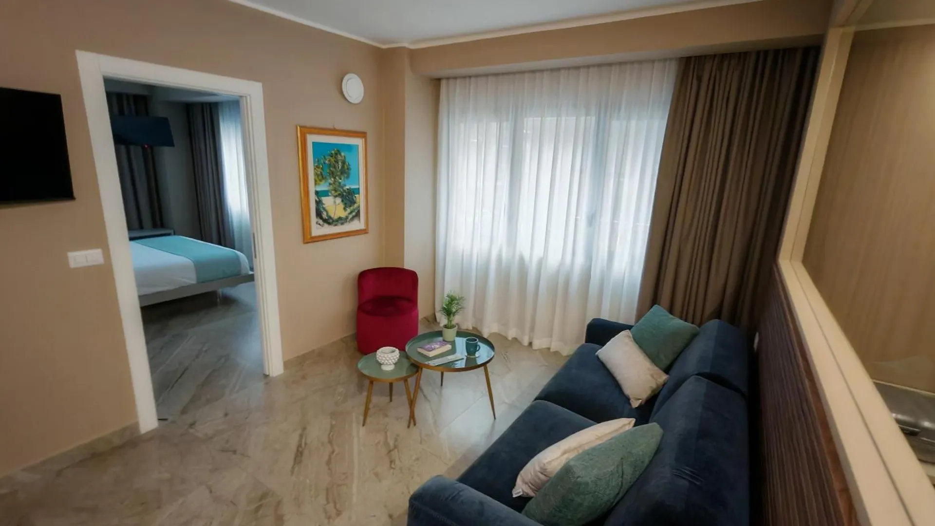 Effe4 Lovely Room Bari 0*,  Italia